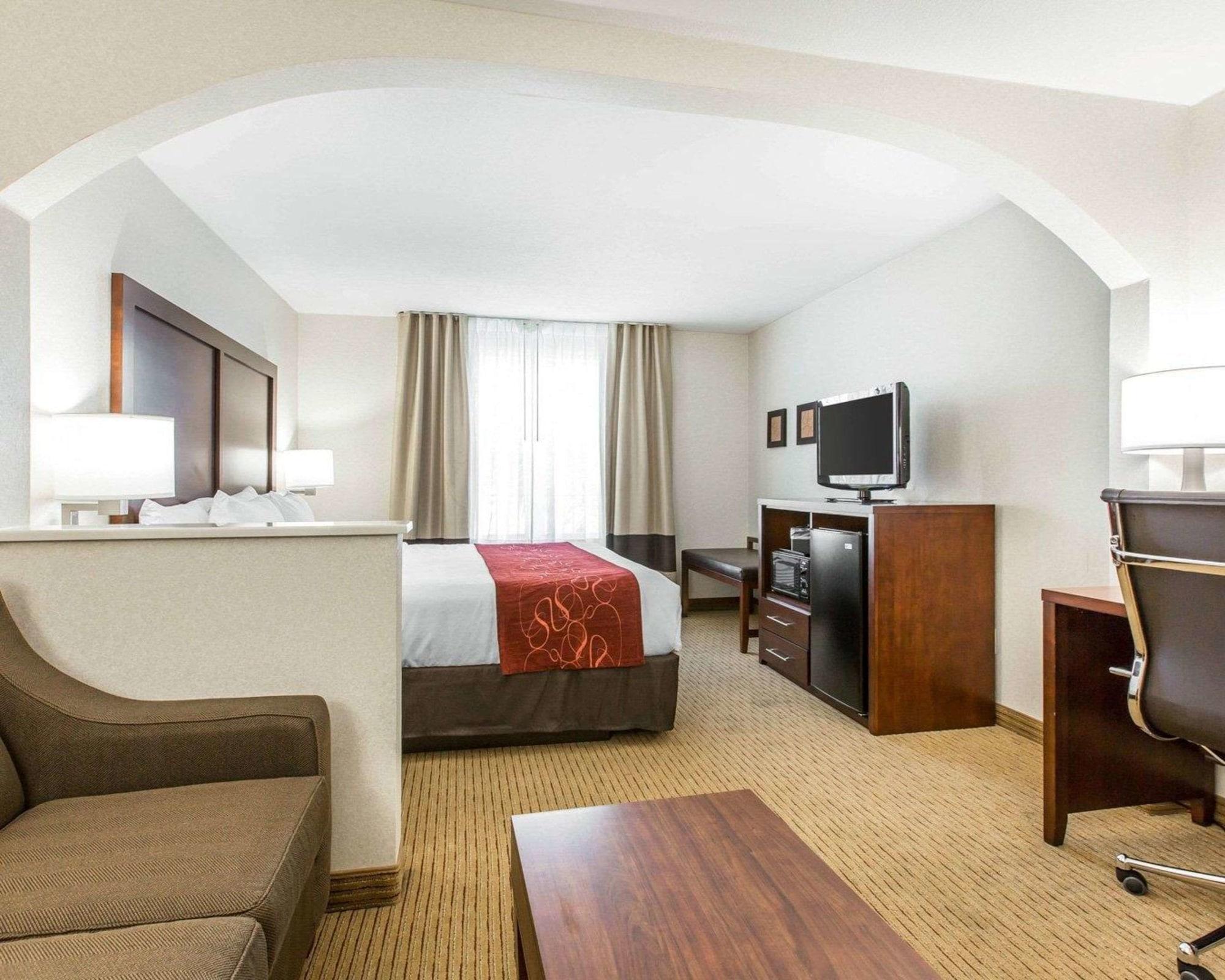Comfort Suites Downtown サクラメント エクステリア 写真