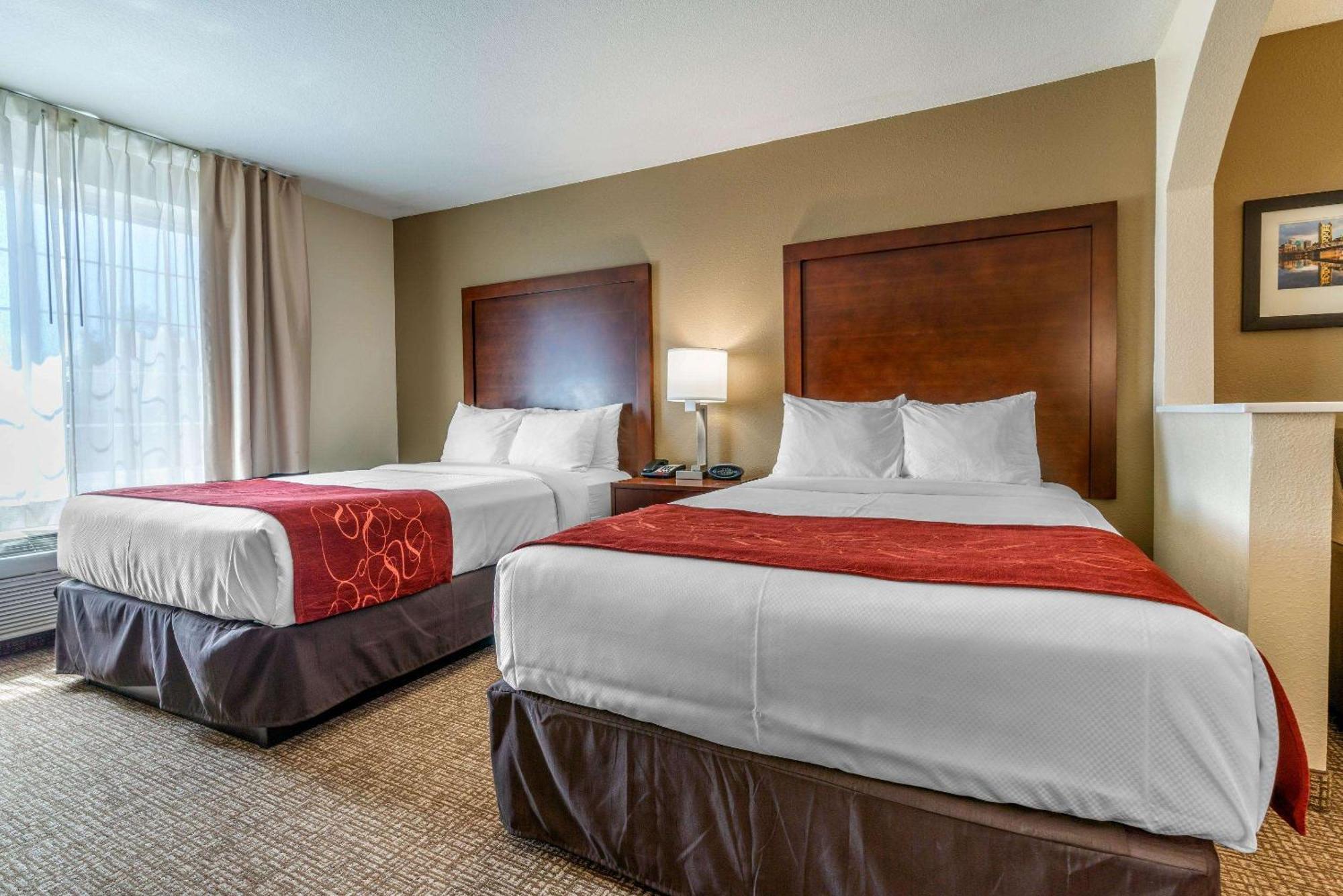 Comfort Suites Downtown サクラメント エクステリア 写真